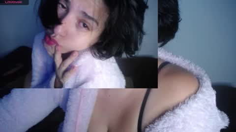 Snapshot of _atenea_golden chatting on December 2024 01:25:01 AM atenea online show from December 2024 01:25:01 AM