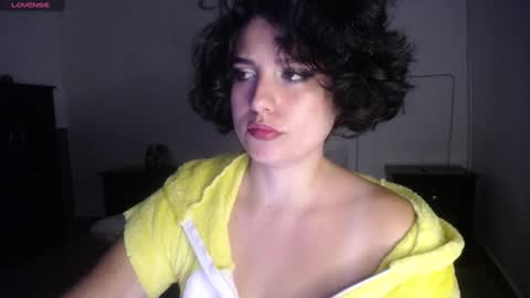 Snapshot of _atenea_golden chatting on January 2025 11:13:01 PM atenea online show from January 2025 11:13:01 PM