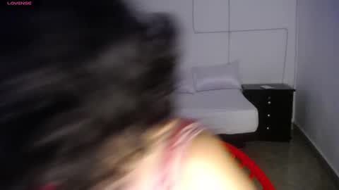 Snapshot of _atenea_golden chatting on January 2025 01:38:01 PM atenea online show from January 2025 01:38:01 PM