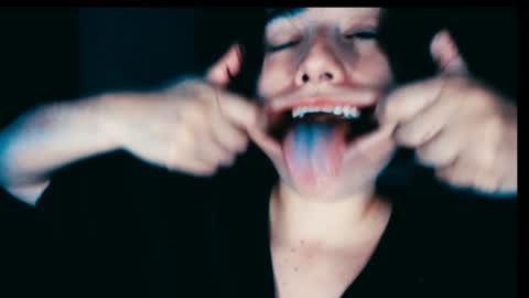 Snapshot of _atenea_golden chatting on February 2025 11:48:01 PM atenea online show from February 2025 11:48:01 PM