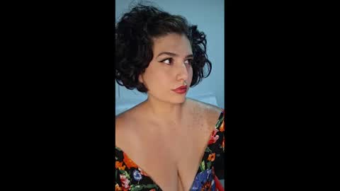 Snapshot of _atenea_golden chatting on February 2025 12:59:02 AM atenea online show from February 2025 12:59:02 AM