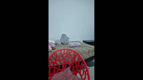 Snapshot of _atenea_golden chatting on February 2025 10:53:01 PM atenea online show from February 2025 10:53:01 PM