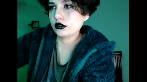 Snapshot of _atenea_golden chatting on November 2025 08:42:01 AM atenea online show from November 2025 08:42:01 AM