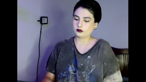 Snapshot of _atenea_golden chatting on December 2025 08:54:01 AM atenea online show from December 2025 08:54:01 AM