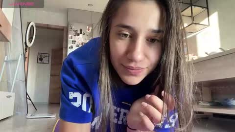 Snapshot of _aura_18 chatting on October 2025 01:14:02 AM _aura_18 online show from October 2025 01:14:02 AM