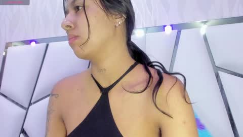 Aura online show from December 2024 03:03:02 AM