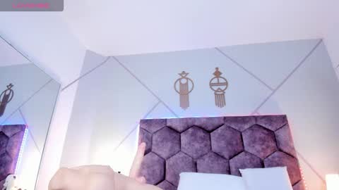 Snapshot of _aurora_collins_ chatting on November 2025 12:56:01 PM _aurora_collins_ online show from November 2025 12:56:01 PM