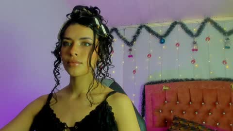 Snapshot of _aurora_moon chatting on December 2024 01:08:02 PM Aurora online show from December 2024 01:08:02 PM