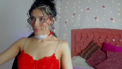 Snapshot of _aurora_moon chatting on January 2025 08:15:02 PM Aurora online show from January 2025 08:15:02 PM