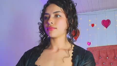 Snapshot of _aurora_moon chatting on February 2025 11:10:02 PM Aurora online show from February 2025 11:10:02 PM