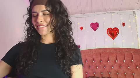 Snapshot of _aurora_moon chatting on February 2025 11:12:02 PM Aurora online show from February 2025 11:12:02 PM