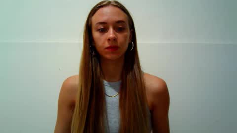 Snapshot of _aurora_sweet chatting on September 2025 07:42:01 AM _aurora_sweet online show from September 2025 07:42:01 AM