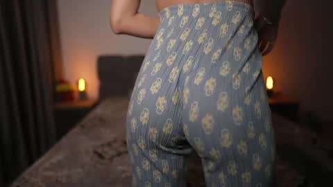 Snapshot of _ayya chatting on February 2025 06:44:01 AM _ayya online show from February 2025 06:44:01 AM