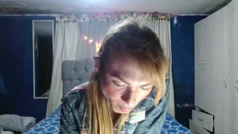 _azalea_65 online show from October 2025 02:31:01 AM