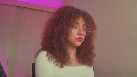 _bella_doll_ online show from May 2026 04:23:01 PM
