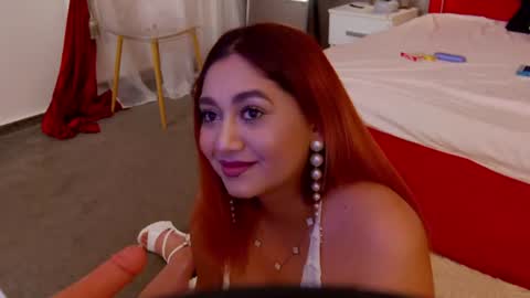Snapshot of _bella_noir chatting on June 2026 05:23:01 PM Bella online show from June 2026 05:23:01 PM