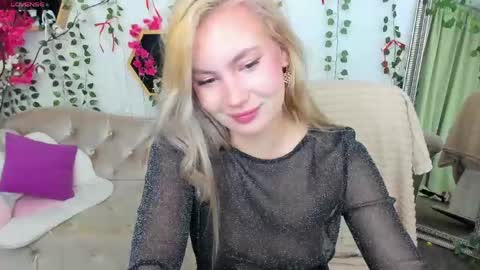 Bella online show from May 2026 08:35:02 PM