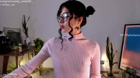 Snapshot of _bellaela chatting on May 2026 02:09:02 AM Ella online show from May 2026 02:09:02 AM