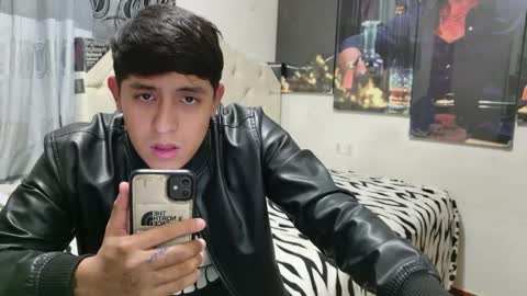 Snapshot of _bellakobigock chatting on October 2025 03:04:01 AM Massimo online show from October 2025 03:04:01 AM
