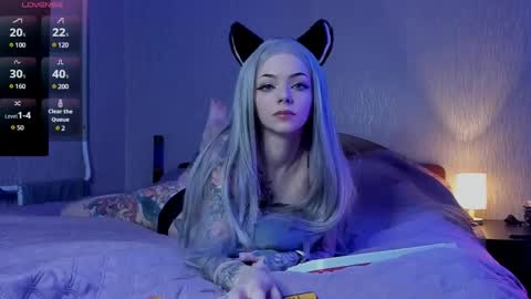 Snapshot of _black_fox__ chatting on February 2025 11:23:02 PM Olivia Subscribe to my Fansly - online show from February 2025 11:23:02 PM