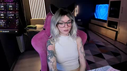 Olivia Subscribe to my Fansly -   online show from February 2026 10:18:01 PM