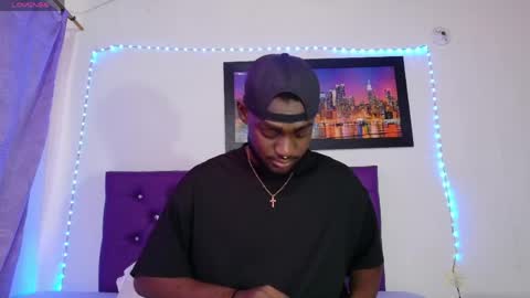 Andrew online show from April 2026 07:01:01 PM