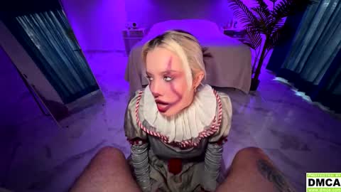 Snapshot of _blowjob_queen_ chatting on November 2025 10:34:01 PM Hey were Vi and Alex VACATION FROM OCTOBER 31 TO NOVEMBER 12. AVAILABLE ON INST online show from November 2025 10:34:01 PM