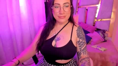 Angie  Independent model online show from October 2025 02:04:02 PM