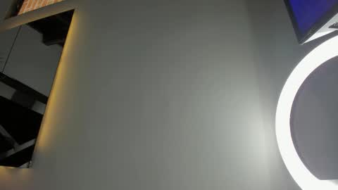 Candy online show from November 2025 05:56:01 PM