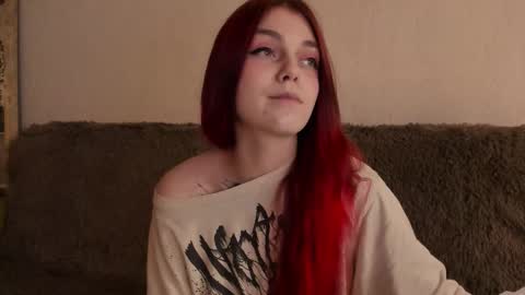 Caroline online show from November 2025 01:15:01 PM