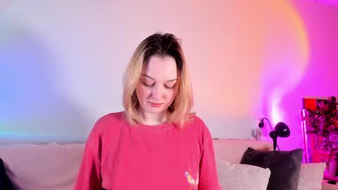 Snapshot of _ccrystaa_ chatting on April 2026 07:51:02 AM Christina Chris online show from April 2026 07:51:02 AM
