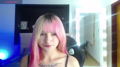 _charlotte_collins_ online show from June 2026 04:11:01 PM