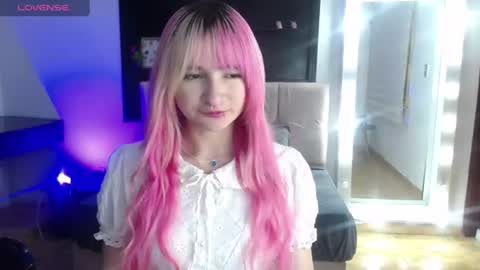 _charlotte_collins_ online show from June 2026 03:46:02 PM