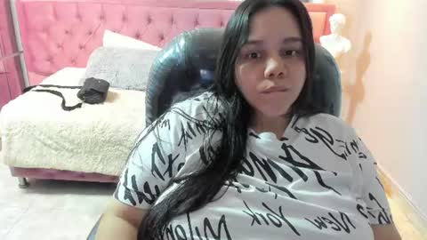 Snapshot of _chelsea_24 chatting on June 2026 03:22:02 AM _chelsea_24 online show from June 2026 03:22:02 AM