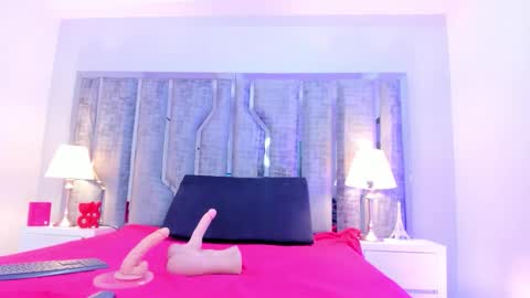 Snapshot of _ciara_benet_ chatting on October 2025 12:03:02 PM _ciara_benet_ online show from October 2025 12:03:02 PM