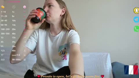 Sophie online show from April 2026 08:23:01 AM
