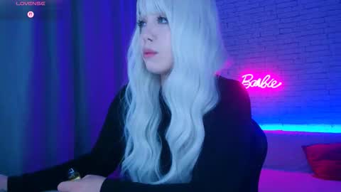 Snapshot of _crazybee_ chatting on March 2026 06:06:02 AM Nica online show from March 2026 06:06:02 AM