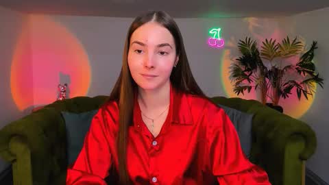 Snapshot of _cuddle_bug_ chatting on October 2025 08:20:01 PM Erika online show from October 2025 08:20:01 PM