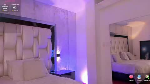     online show from October 2025 08:08:02 PM