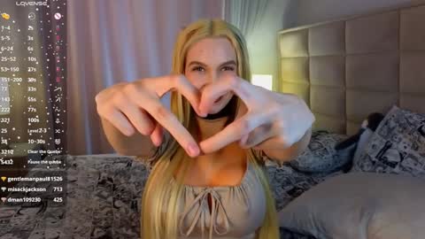 Snapshot of _curlydream_ chatting on March 2025 06:32:02 AM Alice online show from March 2025 06:32:02 AM