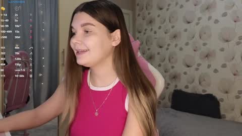 _cute_ice online show from January 2025 05:00:01 AM