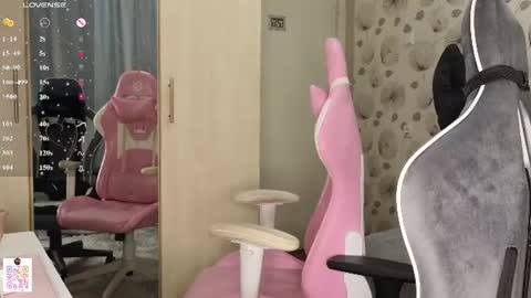 _cute_ice online show from June 2026 08:44:02 AM