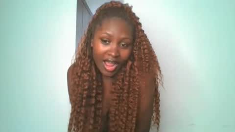 Snapshot of _cutestephanie chatting on October 2025 02:02:01 PM STEPH online show from October 2025 02:02:01 PM