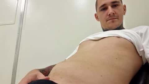 _devil_in_me_ online show from October 2025 02:21:01 AM