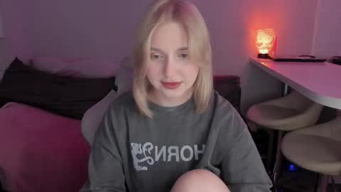 Snapshot of _dewpoint_ chatting on February 2026 06:44:02 PM Ri online show from February 2026 06:44:02 PM