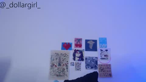 Snapshot of _dollargirl_ chatting on September 2025 02:57:01 AM Abril online show from September 2025 02:57:01 AM