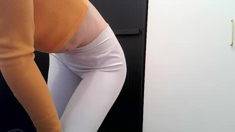 Snapshot of _domnatermsi chatting on February 2025 05:35:01 PM _domnatermsi online show from February 2025 05:35:01 PM