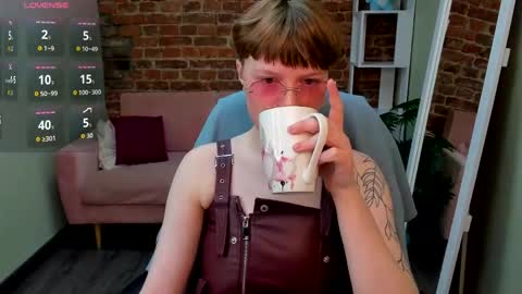 Luna    online show from April 2026 05:54:02 AM