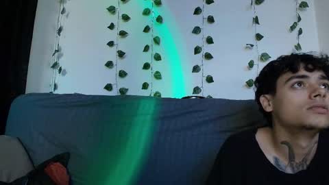 Snapshot of _dualseduction chatting on June 2026 01:18:01 AM steve and geral online show from June 2026 01:18:01 AM