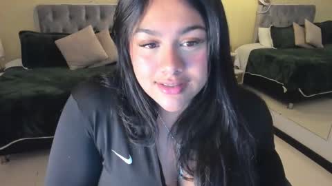 Snapshot of _dulcinea_1 chatting on October 2025 03:51:02 AM Dulcinea online show from October 2025 03:51:02 AM